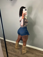 Load image into Gallery viewer, Fashion Denim Pleated Ultra-short Culottes