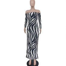 Load image into Gallery viewer, Plus Size Sexy Backless Striped Maxi Dress