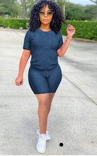 Load image into Gallery viewer, A Sports Casual Round Neck Solid Color Short Sleeve Shorts Two Piece Sets