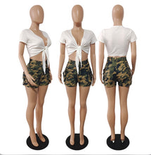 Load image into Gallery viewer, Casual Camo Print Cargo Shorts
