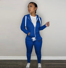 Load image into Gallery viewer, A Plush Sweatshirt Sports Casual Two Piece Set