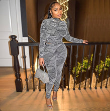 Load image into Gallery viewer, Simple Fashion Pullover Top And Pants Two Piece Sets