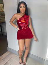Load image into Gallery viewer, Solid Single Shoulder And Skirt Two Piece Set