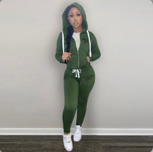 Load image into Gallery viewer, A Plush Sweatshirt Sports Casual Two Piece Set