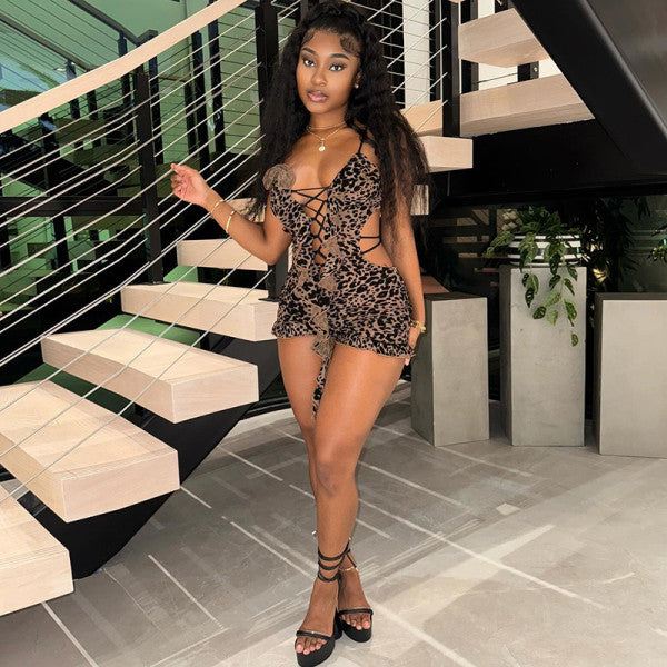 Printed Low-cut Hollow Out Lace-Up Romper