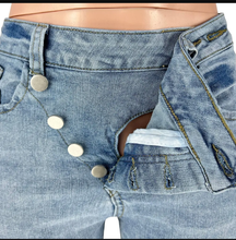 Load image into Gallery viewer, Plus Size Fashion Holes Tight Jeans
