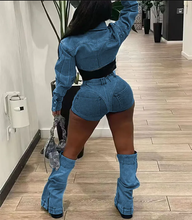 Load image into Gallery viewer, Casual Contrast Color Slim Denim Two Piece Shorts Set
