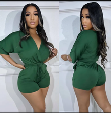 Load image into Gallery viewer, Fashion Solid Color Tie Up Two Piece Shorts Set
