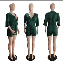 Load image into Gallery viewer, Fashion Solid Color Tie Up Two Piece Shorts Set
