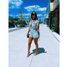 Load image into Gallery viewer, Solid Color Lapel Zipper Romper
