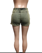 Load image into Gallery viewer, Fashion Denim Pleated Ultra-short Culottes
