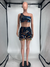 Load image into Gallery viewer, Sexy Printed One Shoulder Tassel Shorts 2 Piece Sets
