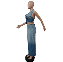 Load image into Gallery viewer, Halter Backless Gradient Color Denim Skirt Set
