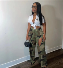 Load image into Gallery viewer, Camouflage Print Holes Straight Pants
