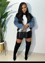 Load image into Gallery viewer, Fashion Denim Sleeve Splicing Knit Sweather
