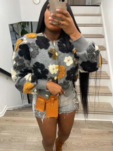 Load image into Gallery viewer, Floral Single-breasted Short Coat
