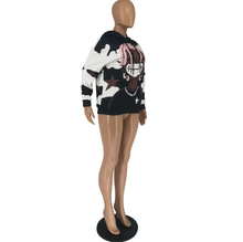 Load image into Gallery viewer, Fashion Print Long Sleeve Hooded Sweatshirt
