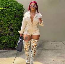 Load image into Gallery viewer, Fashion Long Sleeve Pockets Denim Romper
