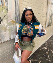 Load image into Gallery viewer, Thickened Embroidered Color Block Baseball Jacket
