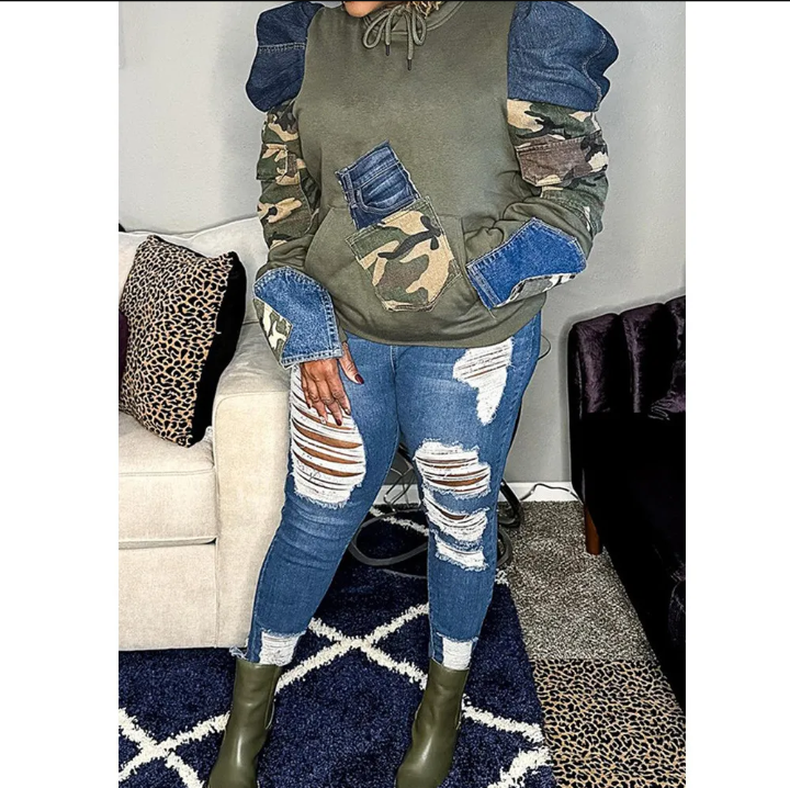 Camouflage Print Patchwork Long Sleeve Sweatshirt