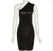 Load image into Gallery viewer, Sexy Slim Solid Color Slant Shoulder Sleeveless Hip Dress
