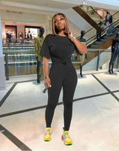 Load image into Gallery viewer, Plus Size Solid Short Sleeve Two Piece Pants Set
