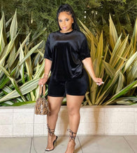Load image into Gallery viewer, Solid Short Sleeve Casual Two Piece Shorts Set
