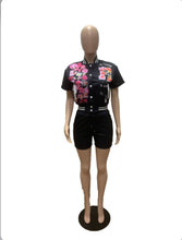 Load image into Gallery viewer, Fashion Printing Press Button Baseball Jacket Shorts Set
