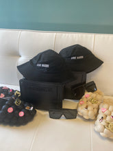Load image into Gallery viewer, Steven Madden Purse, Hat and Glasses  Set
