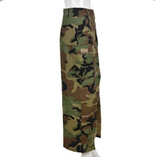 Load image into Gallery viewer, Plus Size Camo Print Split Button Maxi Skirt
