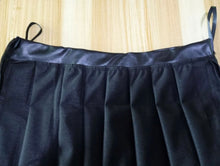 Load image into Gallery viewer, Fashion Black PU Leather Mini Pleated Skirt
