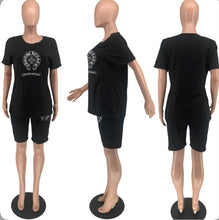 Load image into Gallery viewer, Plus Size Casual Print Short Sleeve Shorts 2 Piece Set
