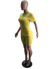 Load image into Gallery viewer, Solid Color Loose Short Sleeve Two Piece Set
