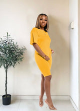 Load image into Gallery viewer, Solid Color Loose Short Sleeve Two Piece Set
