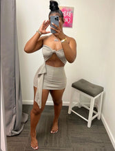 Load image into Gallery viewer, Solid Tube Top Mini Skirt Two Piece Sets
