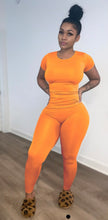 Load image into Gallery viewer, A Solid Short Sleeve Slim Fit Two Piece Pants Set
