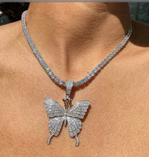 Load image into Gallery viewer, Big Butterfly Pandant Full Rhinestone Necklace Choker
