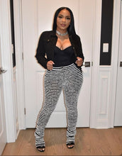 Load image into Gallery viewer, Knits Stripe Vest And Pants Slim Two Piece
