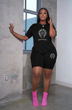 Load image into Gallery viewer, Plus Size Casual Print Short Sleeve Shorts 2 Piece Set
