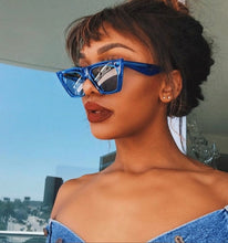 Load image into Gallery viewer, Women Square Sunglasses
